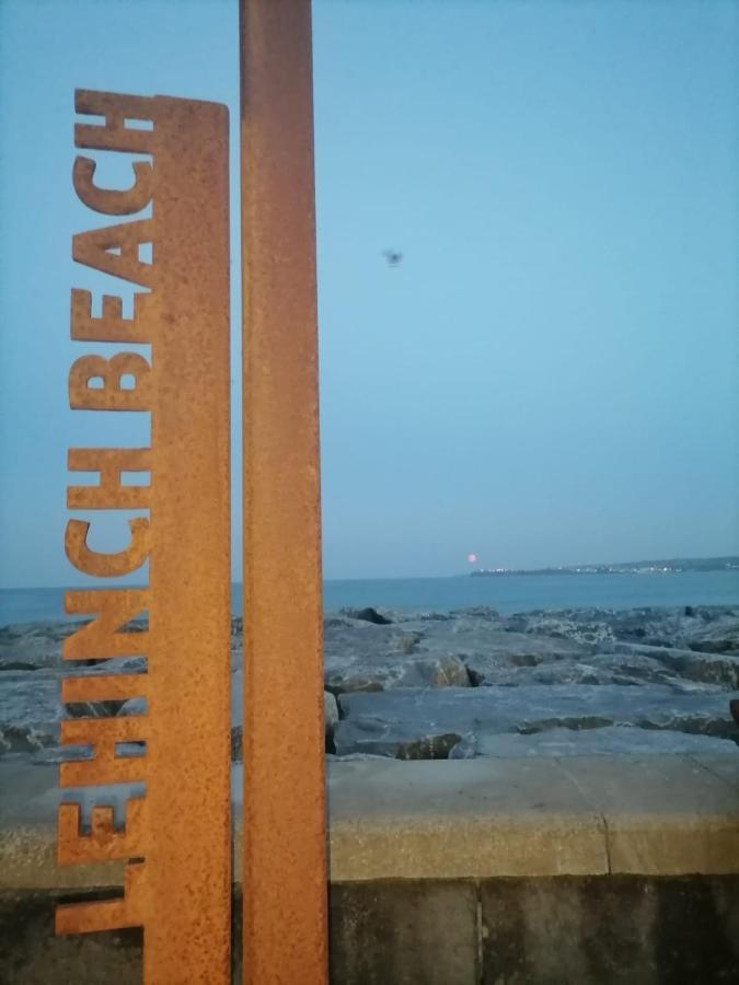 The View Bed & Breakfast Lahinch Bagian luar foto